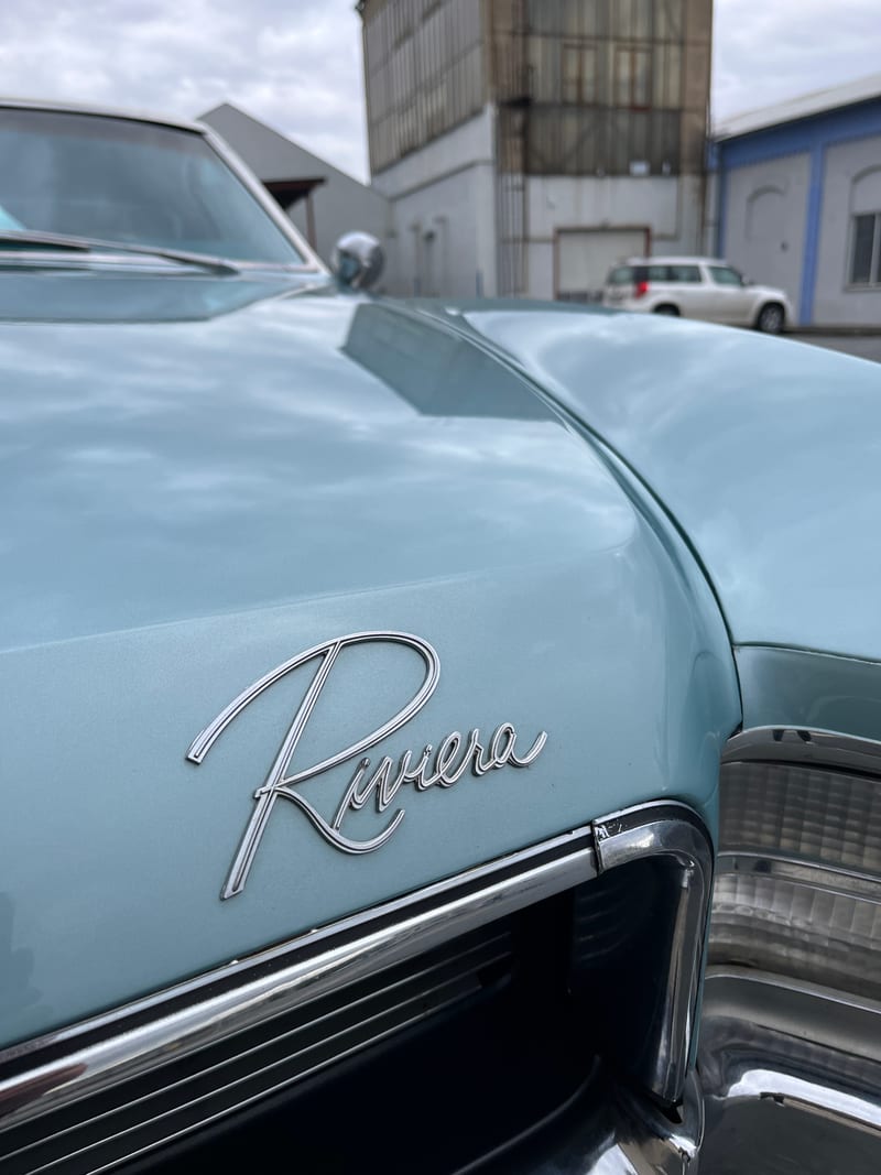 Buick Riviera klasický exteriér